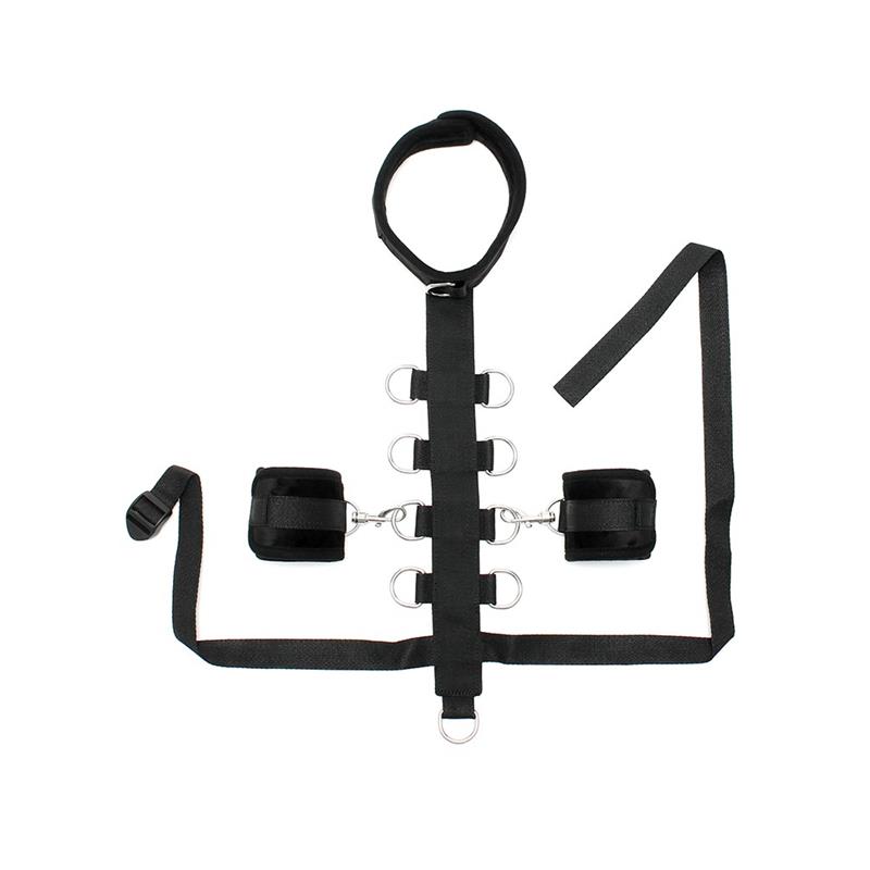 Set Collar con Esposas Negro - Imagen 4